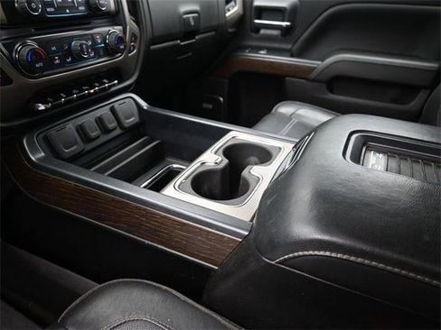 Used 2018 GMC Sierra 3500 Denali w/ Duramax Plus Package image 16