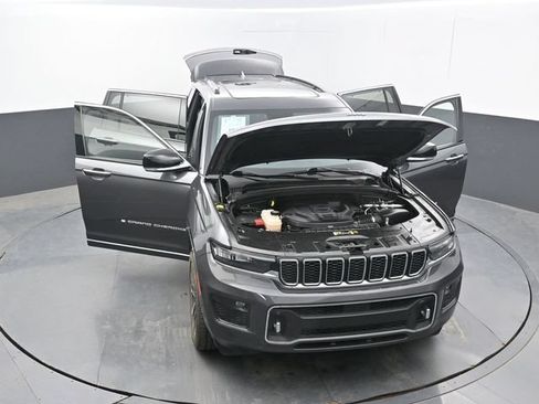 Used 2021 Jeep Grand Cherokee L Overland w/ Luxury Tech Group IV AWD/4WD image 71