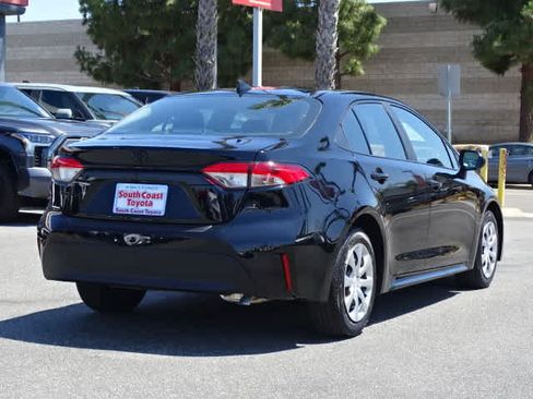 Used 2026 Toyota Corolla LE w/ Carpet Mat Package (TMS) FWD image 13