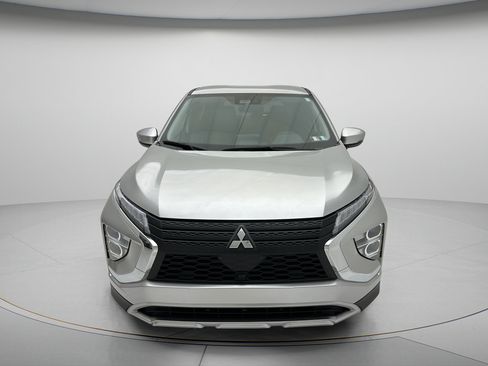 Used 2025 Mitsubishi Eclipse Cross SE AWD/4WD image 2