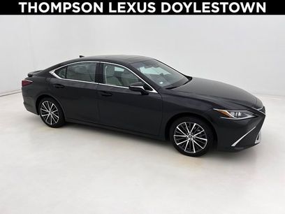 Used 2025 Lexus ES 350 w/ Premium Package