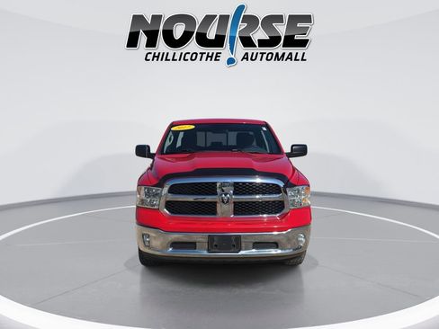 Used 2017 RAM 1500 Classic SLT AWD/4WD image 3