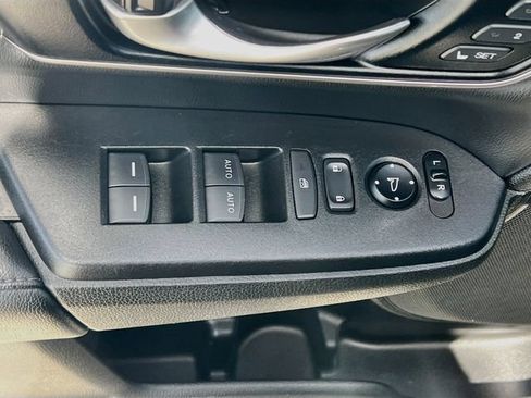 Used 2021 Honda CR-V EX-L image 12