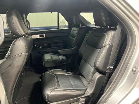 Used 2022 Ford Explorer ST w/ Equipment Group 401A image 14