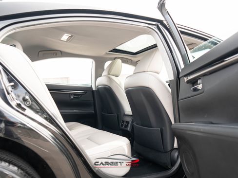 Used 2017 Lexus ES 350 w/ Accessory Package image 19