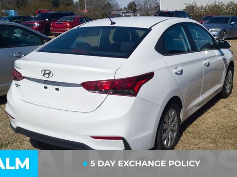 Used 2021 Hyundai Accent SE image 4