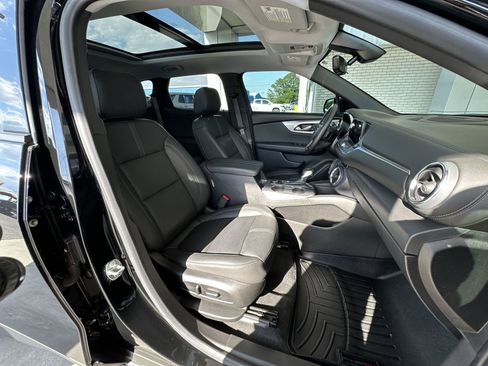 Used 2021 Chevrolet Blazer LT w/ Sound & Technology Package FWD image 29