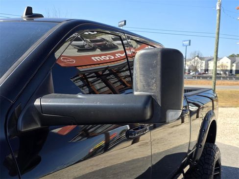 Used 2018 RAM 2500 Laramie w/ Sport Appearance Group image 28