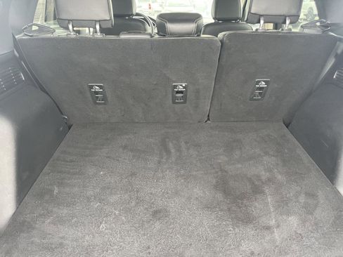 Certified 2020 Ford Escape Titanium w/ Titanium Premium Package 2.0 AWD/4WD image 28