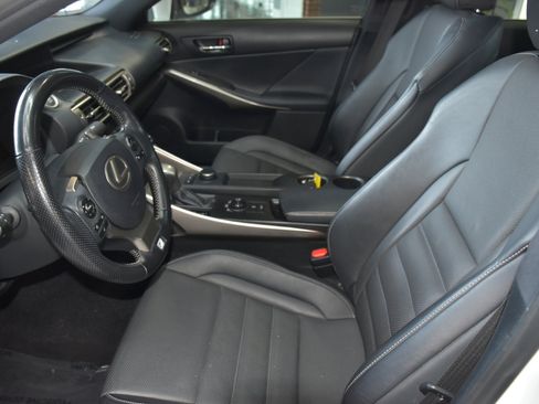 Used 2016 Lexus IS 300 F Sport image 19