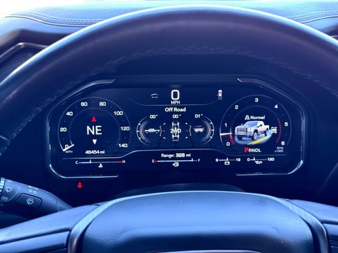 Used 2024 GMC Sierra 2500 Denali Ultimate image 30