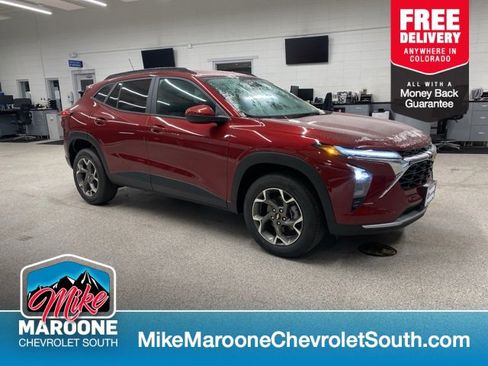 New 2025 Chevrolet Trax LT w/ Driver Confidence Package image 1