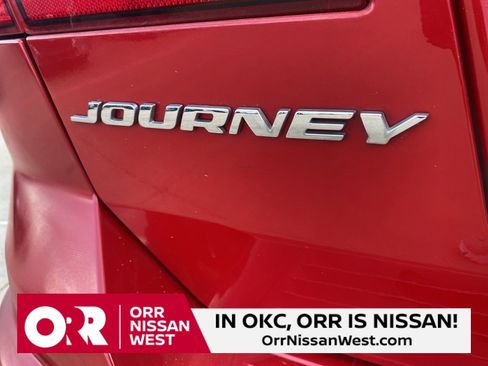 Used 2018 Dodge Journey SE w/ Popular Equipment Group image 10