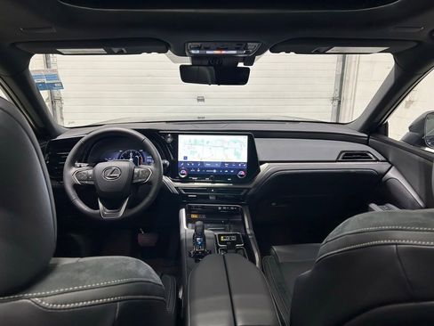 Used 2026 Lexus TX 350 AWD w/ Technology Package image 34