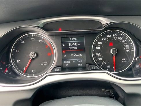 Used 2015 Audi A4 2.0T Premium Plus w/ Technology Package AWD/4WD image 23