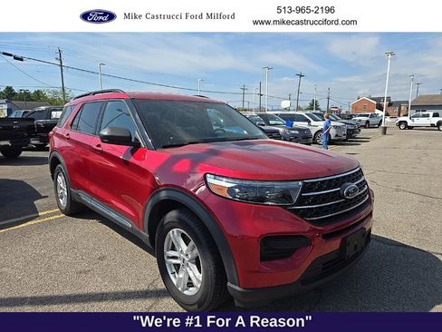 Used 2020 Ford Explorer XLT AWD/4WD image 3
