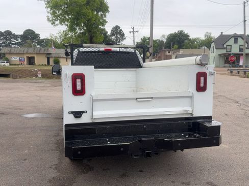 Used 2021 Ford F250 XL w/ Power Equipment Group RWD image 5