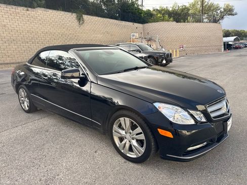 Used 2012 Mercedes-Benz E 350 Cabriolet image 3