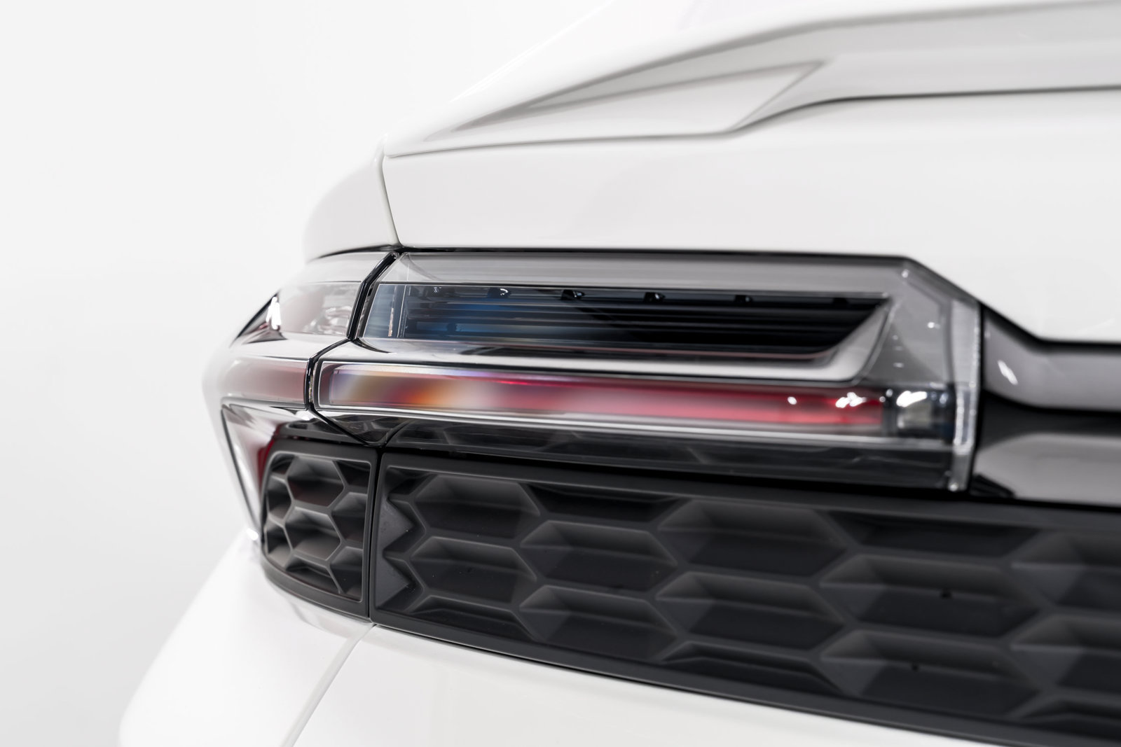 Used 2025 Lamborghini Urus SE AWD/4WD image 59