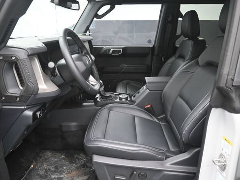 New 2026 Ford Bronco Outer Banks AWD/4WD image 19