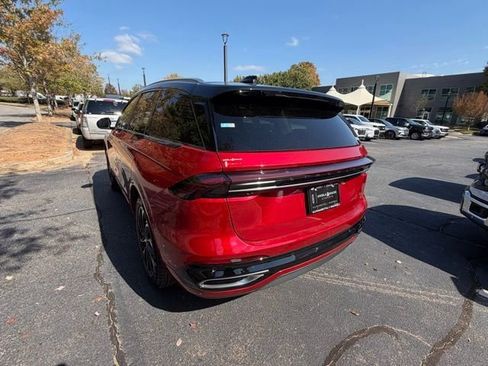 New 2026 Lincoln Nautilus Reserve image 5