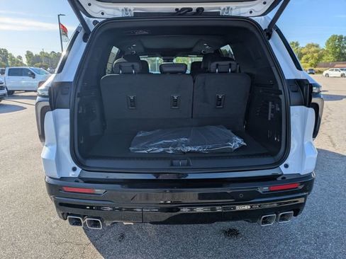 New 2026 Chevrolet Traverse High Country FWD image 33