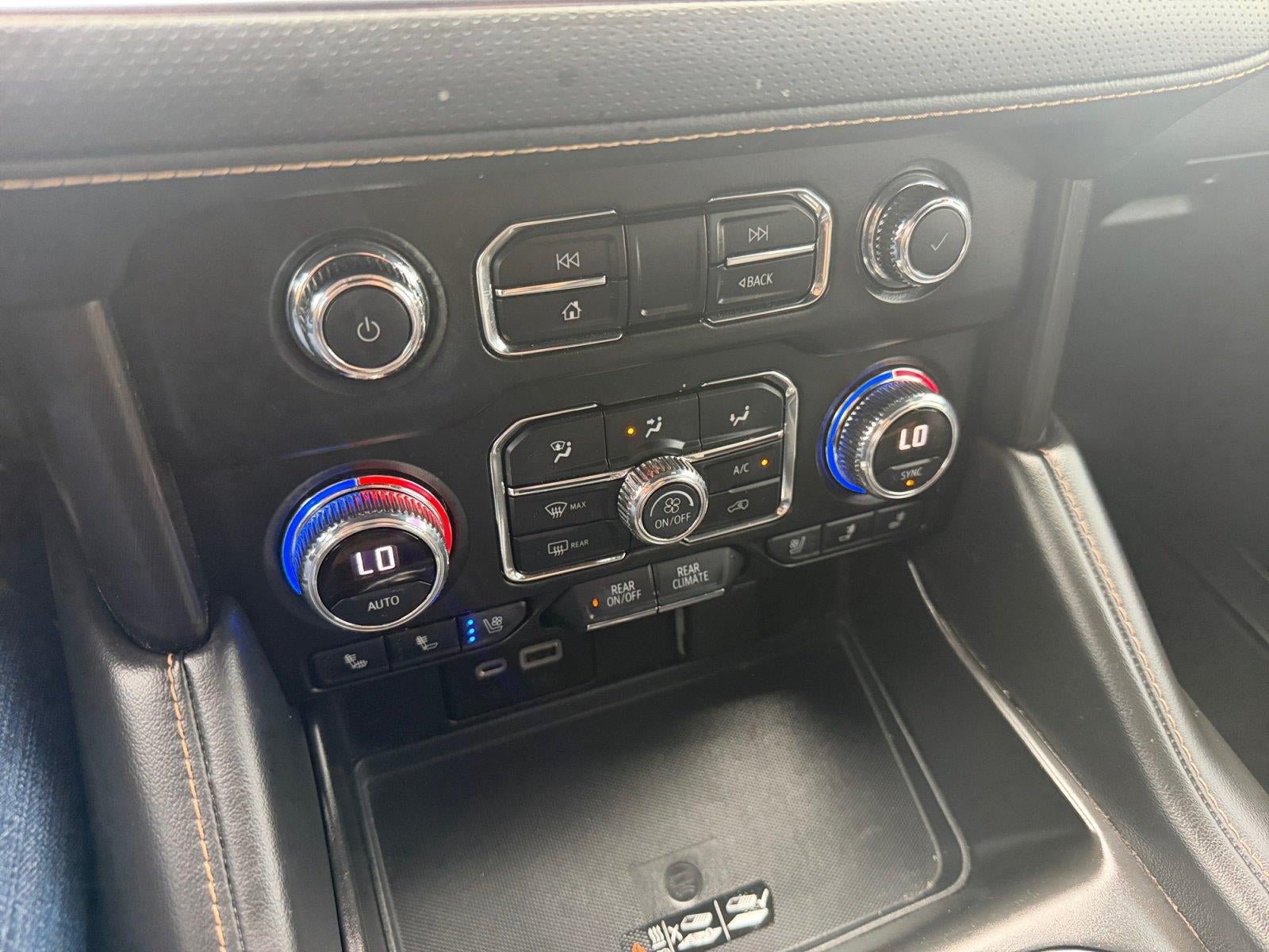 Used 2022 GMC Yukon AT4 w/ Max Trailering Package AWD/4WD image 22