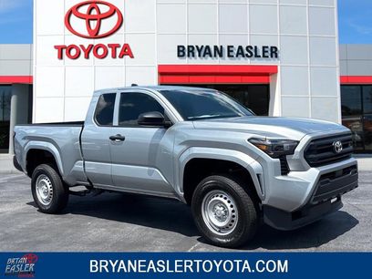 New 2025 Toyota Tacoma SR