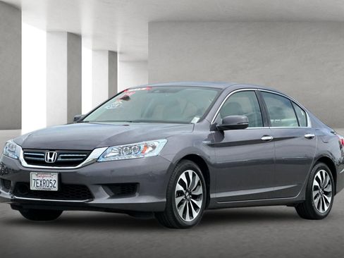 Used 2014 Honda Accord Touring image 8