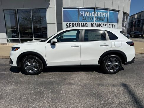New 2026 Honda HR-V LX image 9