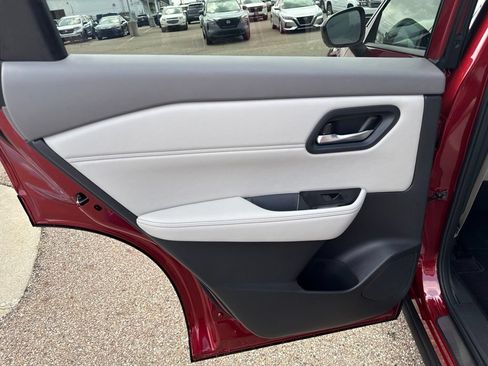 New 2026 Nissan Rogue Dark Armor AWD/4WD image 33