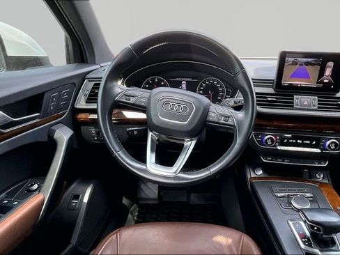 Used 2018 Audi Q5 2.0T Premium w/ Convenience Package AWD/4WD image 5