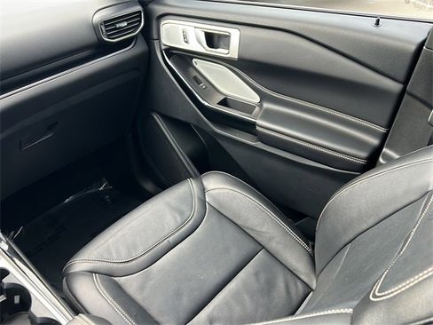 Used 2023 Ford Explorer ST w/ Equipment Group 401A image 14