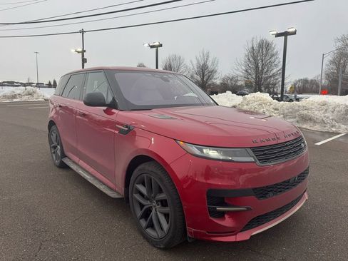 Used 2023 Land Rover Range Rover Sport SE Dynamic image 10