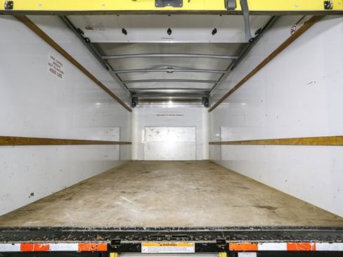 Used 2022 Ford E-350 and Econoline 350 Super Duty w/ Power Windows & Locks Group RWD image 10