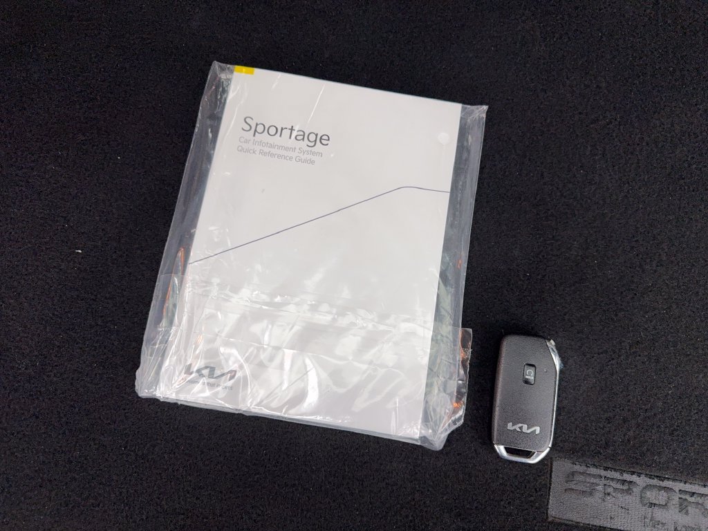 Used 2024 Kia Sportage EX FWD image 77
