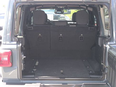 Used 2025 Jeep Wrangler Unlimited Sahara w/ Safety Group AWD/4WD image 14