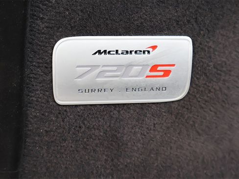 Used 2018 McLaren 720S Performance image 14