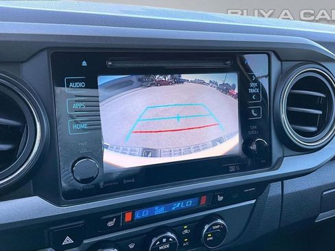 Used 2019 Toyota Tacoma TRD Off-Road w/ TRD Premium Off Road Package AWD/4WD image 21