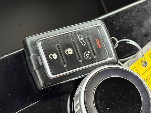 Used 2023 Jeep Grand Cherokee L Laredo RWD image 44