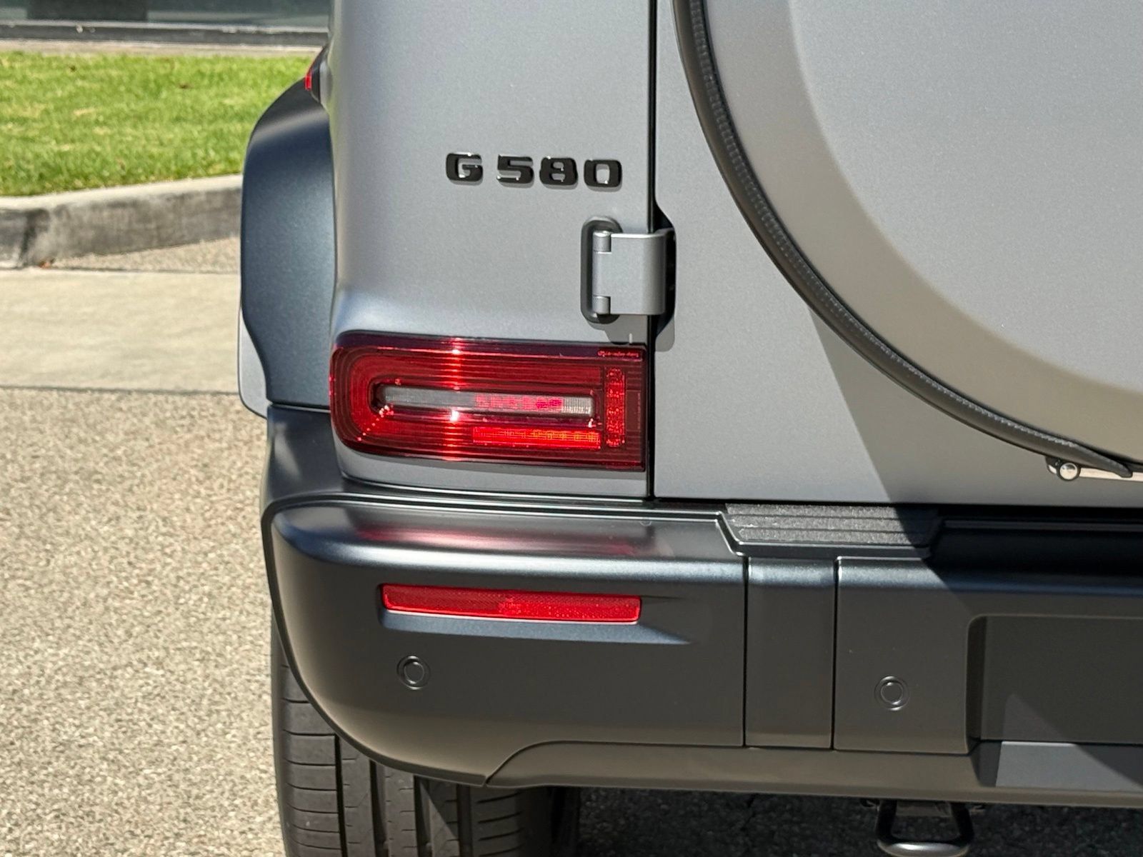 New 2027 Mercedes-Benz G 580 e image 9