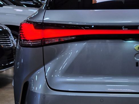 Used 2023 Lexus RX 350 Premium Plus w/ Accessory Package (K3) image 13