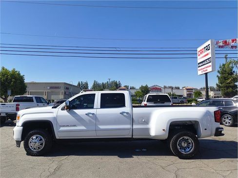 Used 2016 GMC Sierra 3500 Denali w/ Duramax Plus Package AWD/4WD image 17