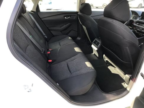 Certified 2025 Honda Accord SE image 9