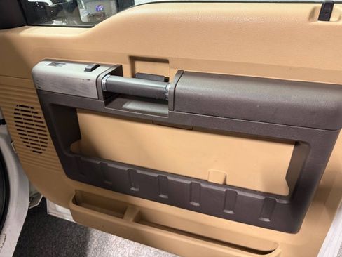 Used 2015 Ford F250 XLT AWD/4WD image 19