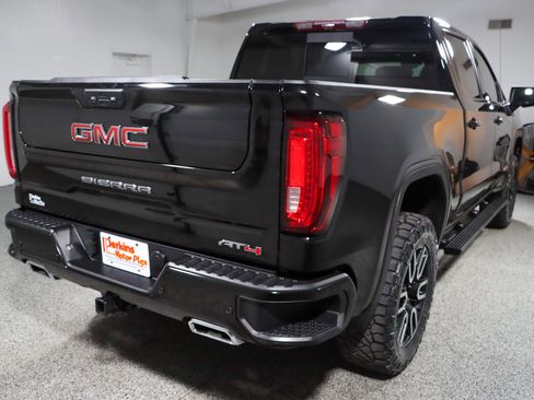 Used 2023 GMC Sierra 1500 AT4 w/ Technology Package AWD/4WD image 8