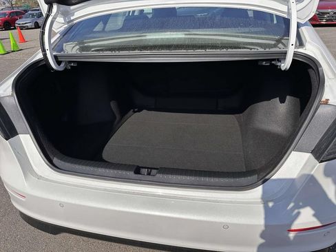 Used 2025 Honda Accord EX-L image 7