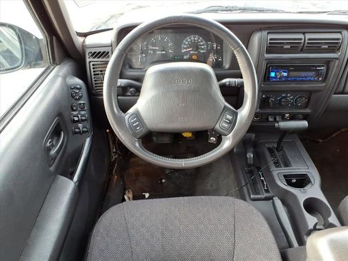Used 2000 Jeep Cherokee Sport image 13