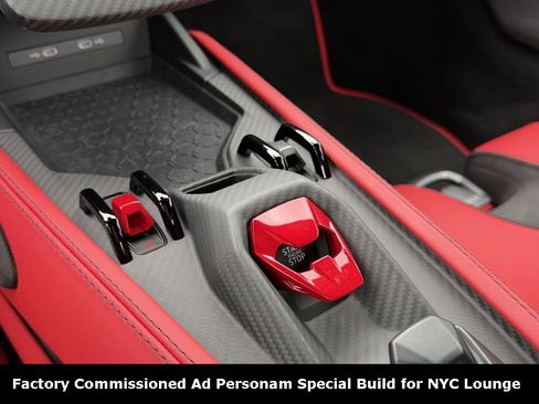 Used 2024 Lamborghini Revuelto image 62