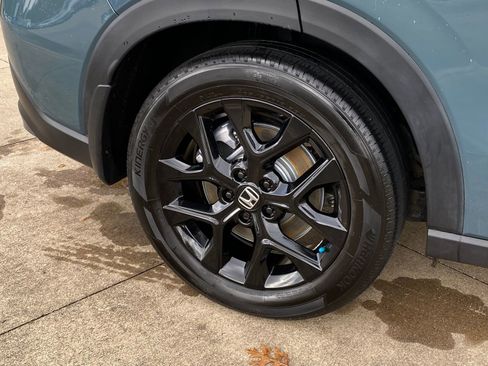 Used 2024 Honda HR-V Sport image 8